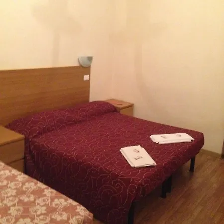 Dixi Bird Guesthouse 2*