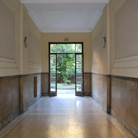 Dixi Bird Guesthouse 2*